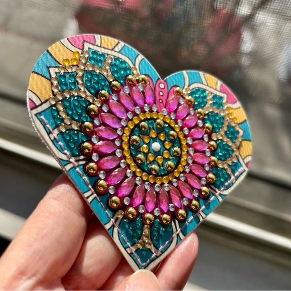 Diamond Art HEART 12 Corner Bookmark, Colorful, Sparkly (BLUE, PINK, GOLD) - Picture 6 of 15